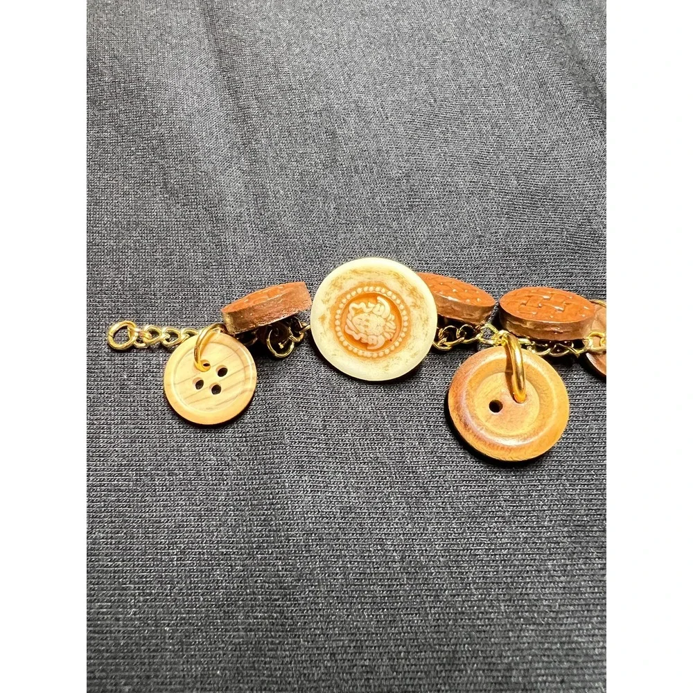 Vintage Button Charm Bracelet: Brown and Cream Colored Buttons - 8 Inch - Picture 6 of 9